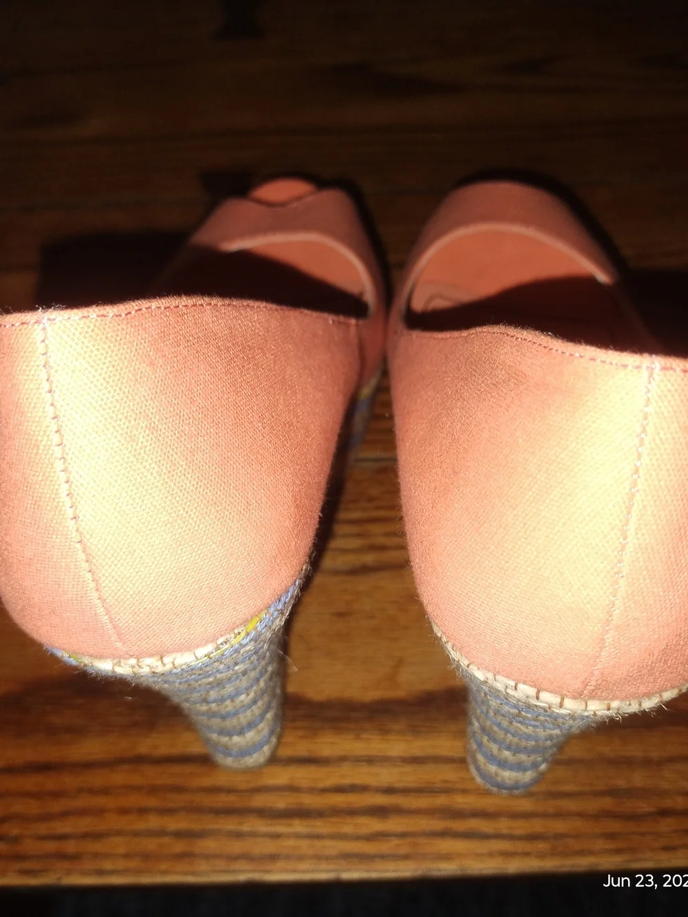 2 Lips Too Size 8.5 Platform Wedge Heels